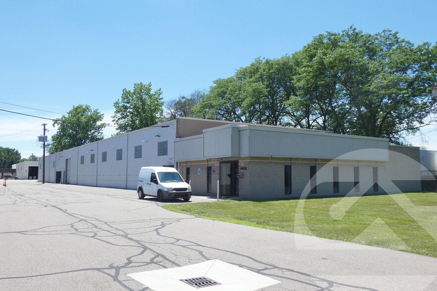 More Photos Of 14140 E 10 Mile Rd, Warren Unknown For Lease