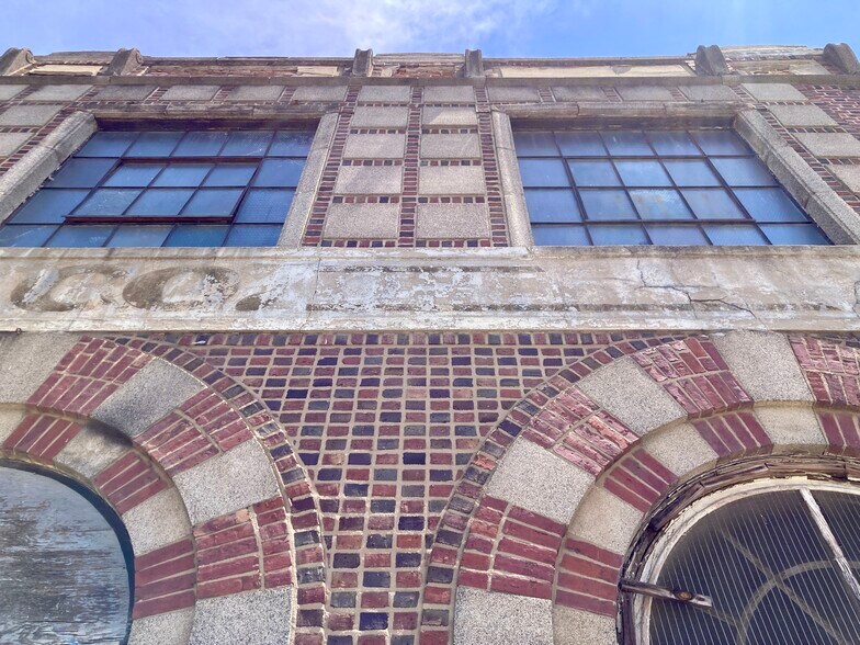 More Photos Of 1001 S Elm St, Greensboro Manufacturing For Sale