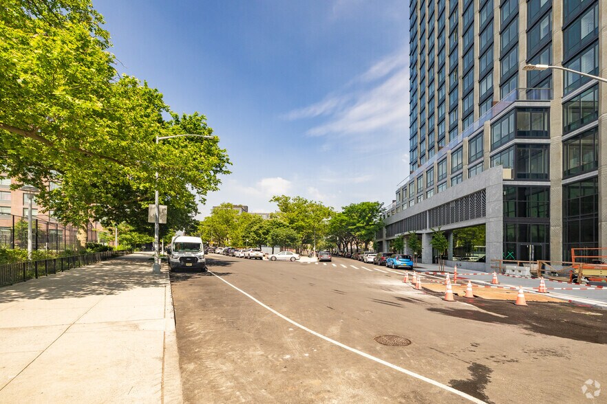 More Photos Of 16 Dupont St., Brooklyn Apartments For Lease