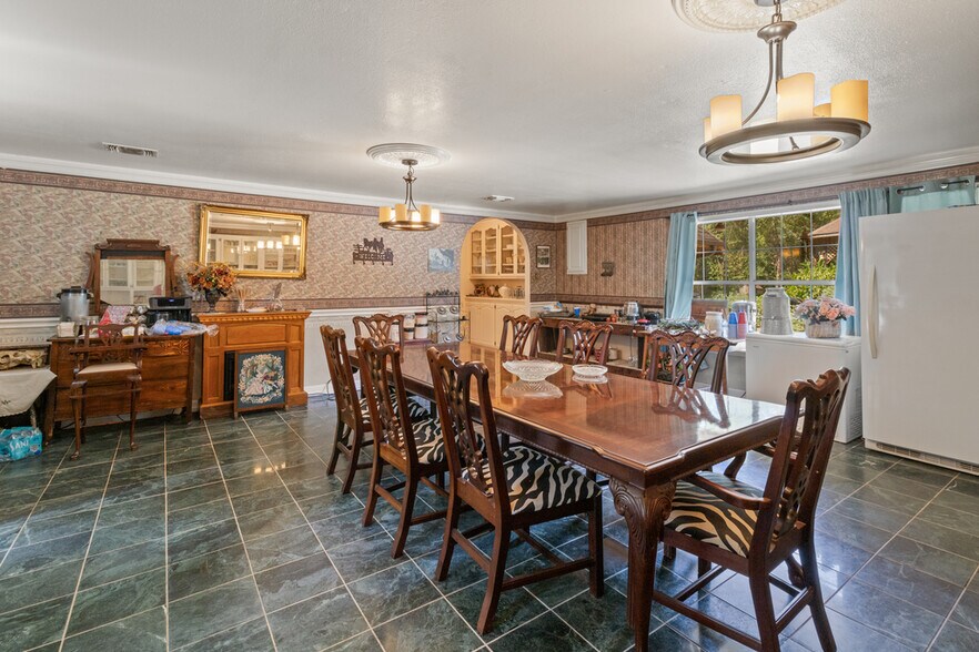 More Photos Of 750 N US Highway 287, Palestine Multifamily For Sale