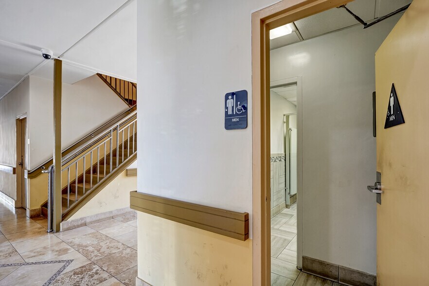 More Photos Of 8780 Valley Blvd, Rosemead Office For Lease