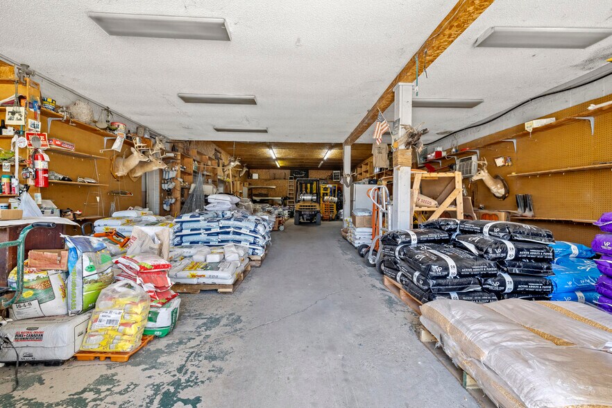 More Photos Of 649 Columbia Rd, Chester General Retail For Sale
