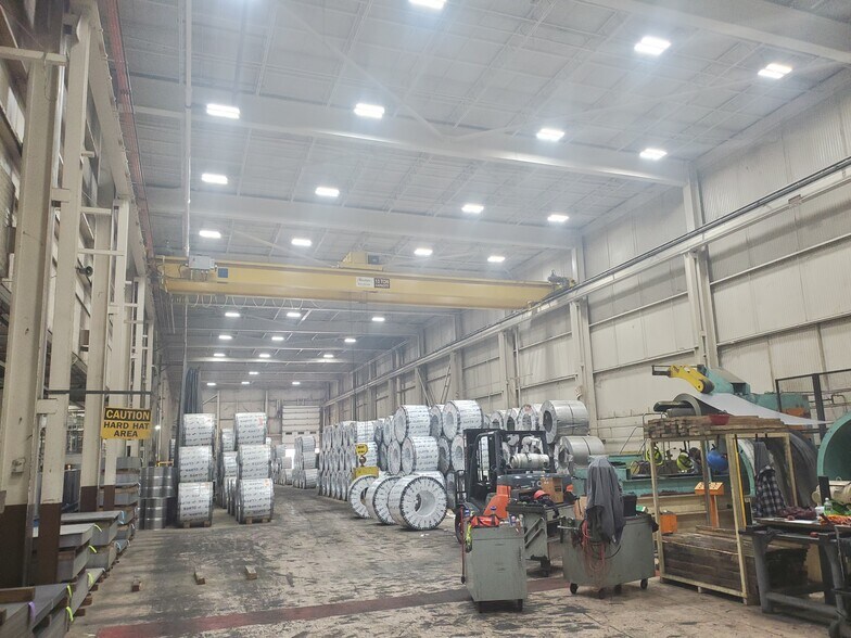 More Photos Of 304 Main Ave, Warren Warehouse For Sale