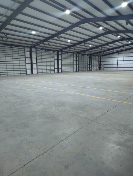 More Photos Of 155 US 285 N hwy, Pecos Warehouse For Sale