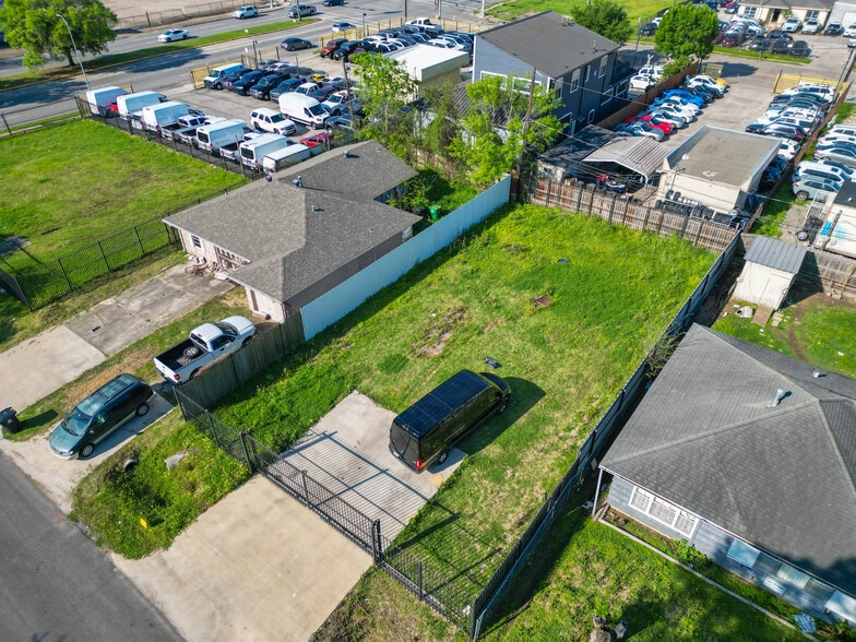 More Photos Of 3222 Jarvis St, Houston Land For Sale
