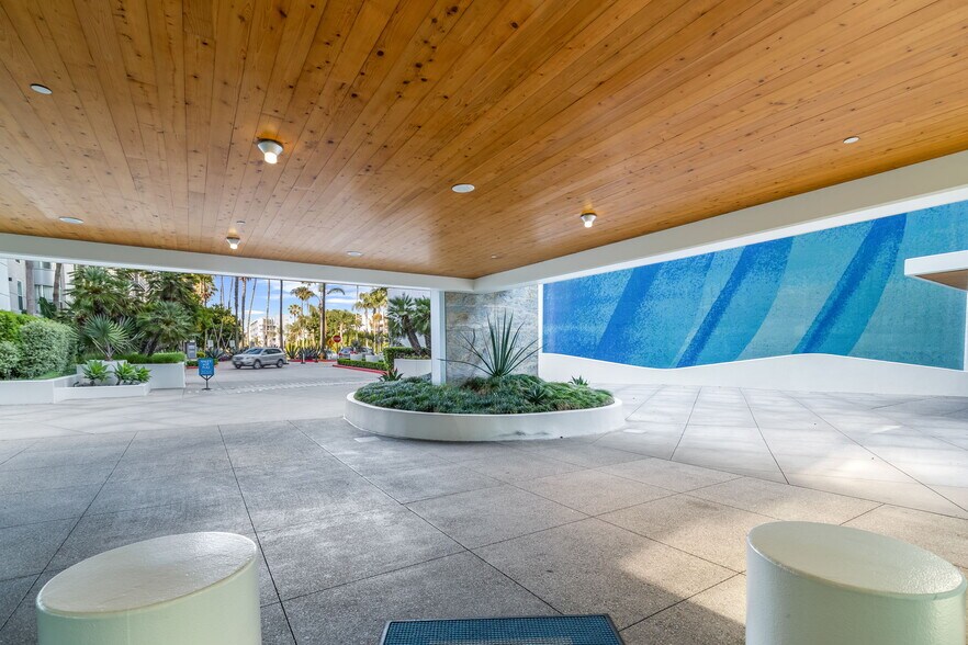 More Photos Of 13700 Marina Pointe Dr, Marina Del Rey Apartments For Sale