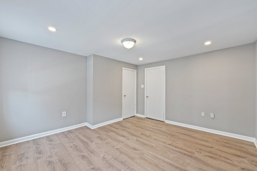 More Photos Of 1429 Frankford Ave, Philadelphia Office Residential For Sale