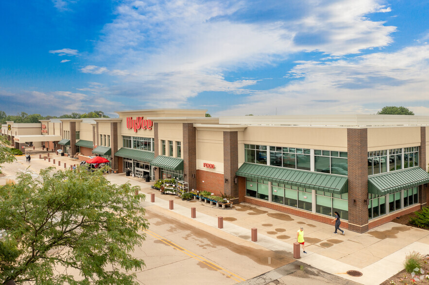 Primary Photo Of 4125 N Sheridan Rd, Peoria Storefront Retail Office For Lease