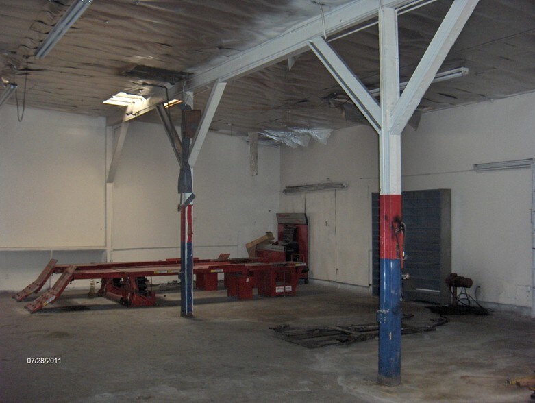 More Photos Of 148 E Baseline St, San Bernardino Coworking Space