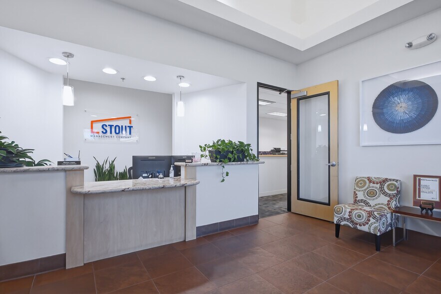 More Photos Of 10151 Park Run Dr, Las Vegas Office For Sale