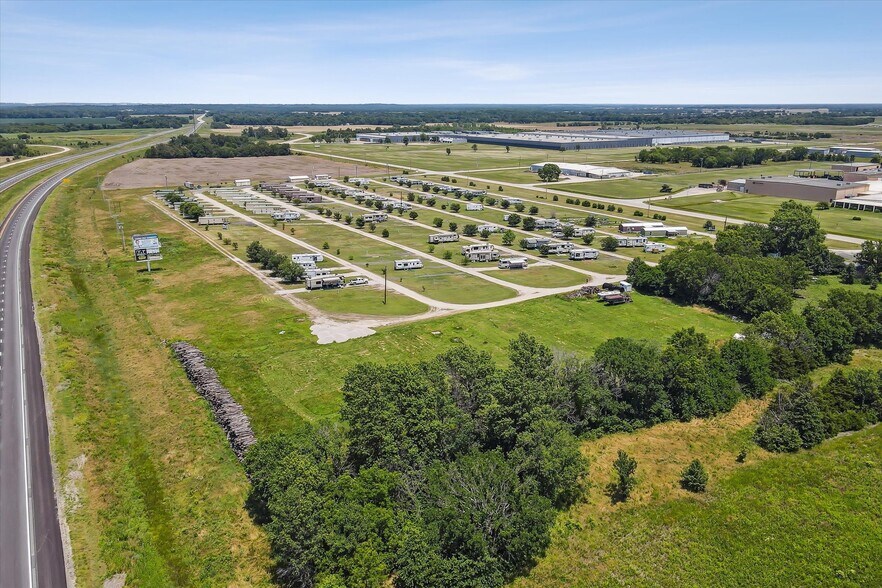 More Photos Of 2649 US Highway 169, Liberty Manufactured Housing Mobile Home Park For Sale