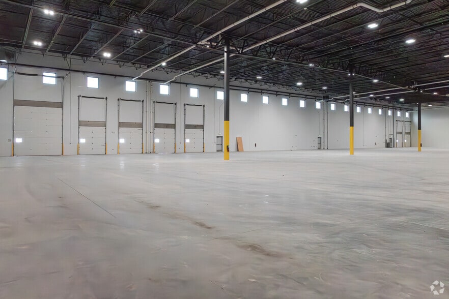 More Photos Of 6075 W SR-201 S, West Valley City Unknown For Lease