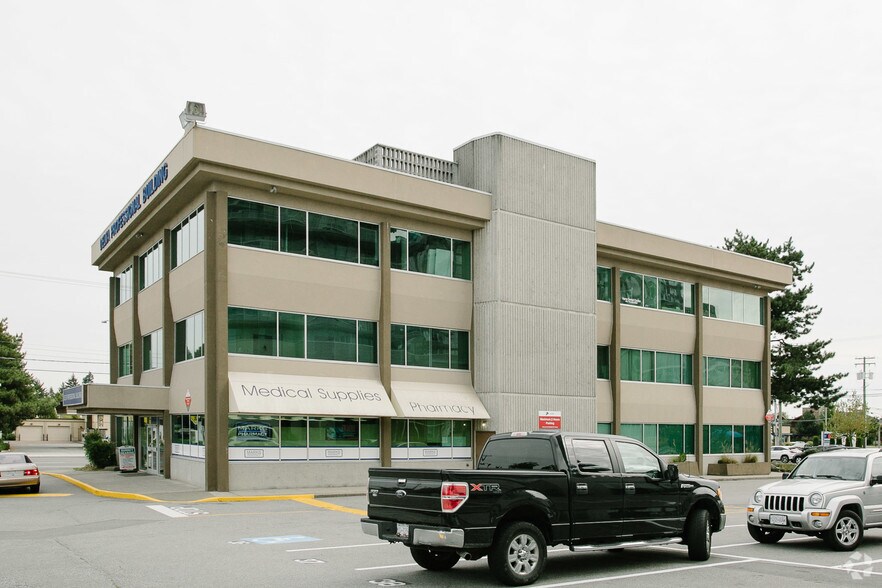 More Photos Of 8035 120th St, Delta Medical For Lease