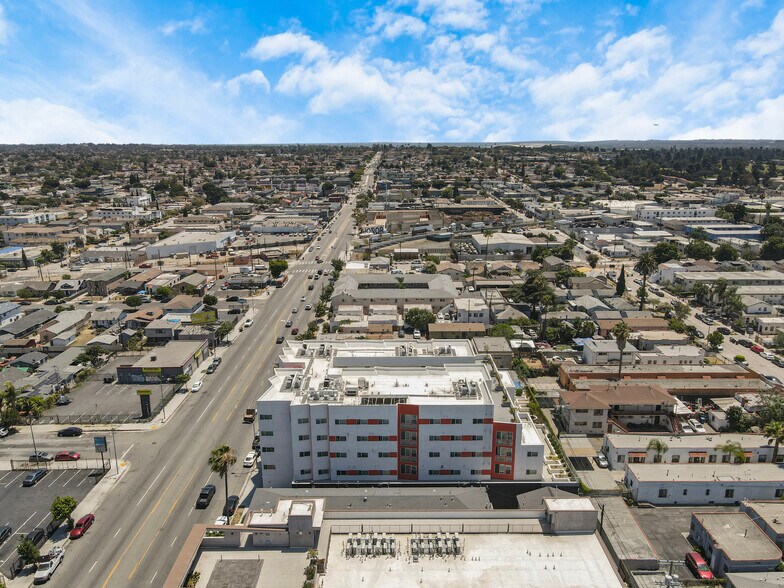 More Photos Of 6519 Crenshaw Blvd, Los Angeles Apartments For Sale