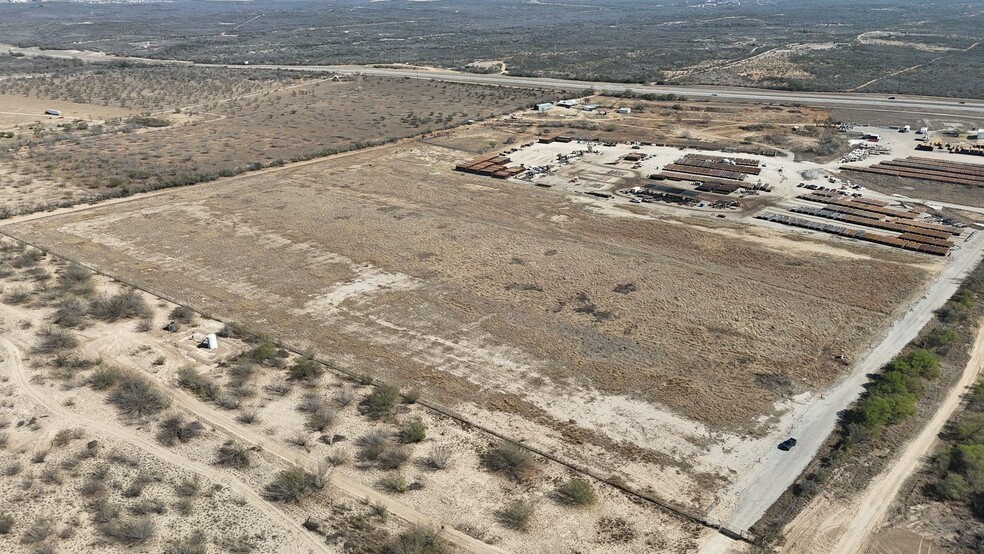 More Photos Of 6948 US Highway 83, Laredo Land For Lease