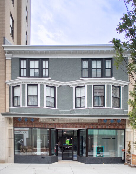 More Photos Of 212 W 9th St, Wilmington Storefront For Lease