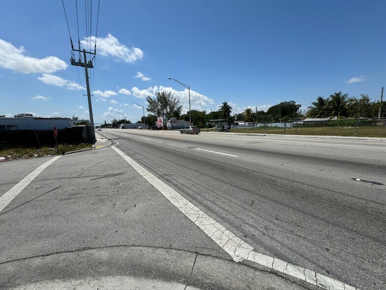 More Photos Of 810 NW 79th St, Miami Land For Lease