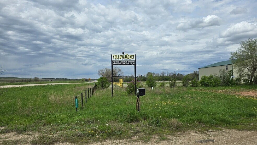 More Photos Of 5678 134th Ave NW, Williston Office For Sale