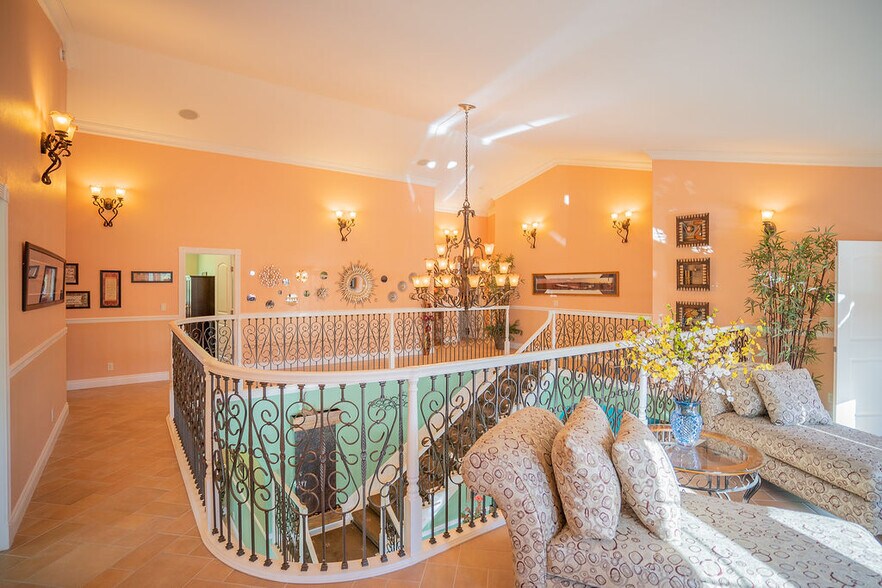 More Photos Of 455 Division St, Fairbanks Specialty For Sale