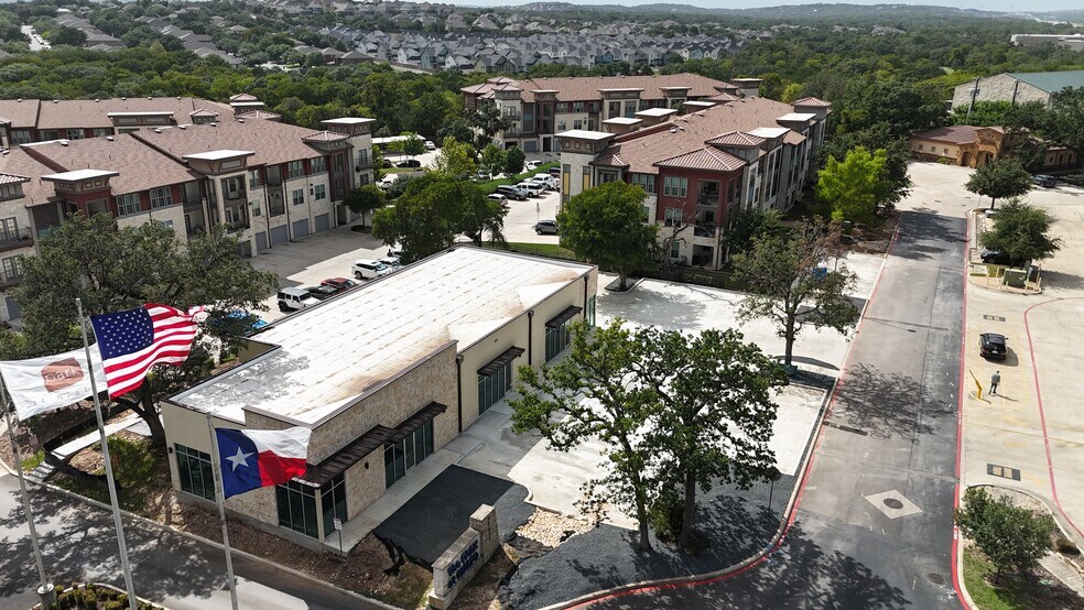 More Photos Of 7927 Calle Rialto, San Antonio Restaurant For Lease