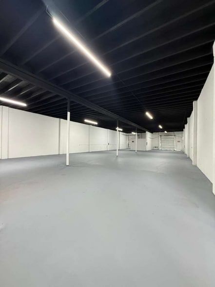 More Photos Of 3904 NW 32 Ave, Miami Warehouse For Lease