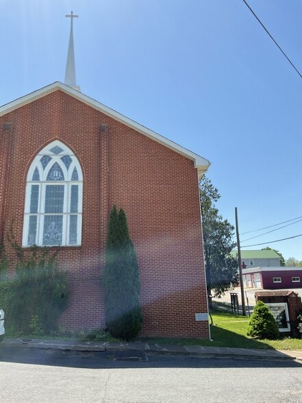 More Photos Of 1105 Richmond st, Selma Specialty For Sale