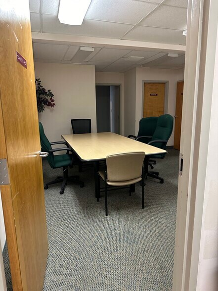 More Photos Of 39000 Center Ridge Rd, North Ridgeville Medical For Sale