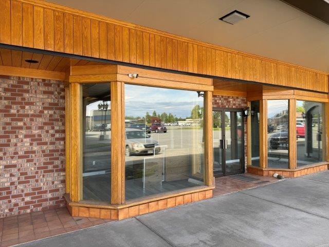 More Photos Of 130 S Willow St, Kenai General Retail For Lease