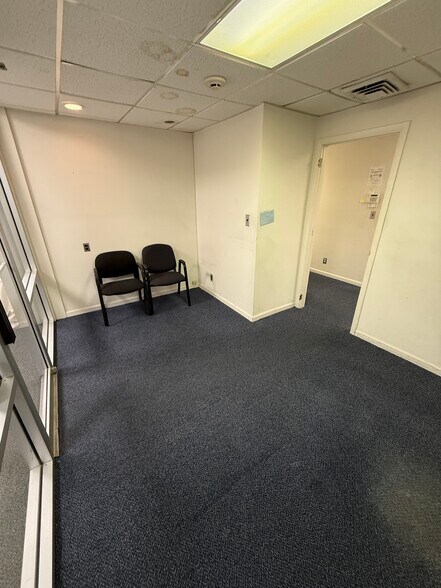 More Photos Of 250 Patchogue Yaphank Rd, East Patchogue Medical For Sale