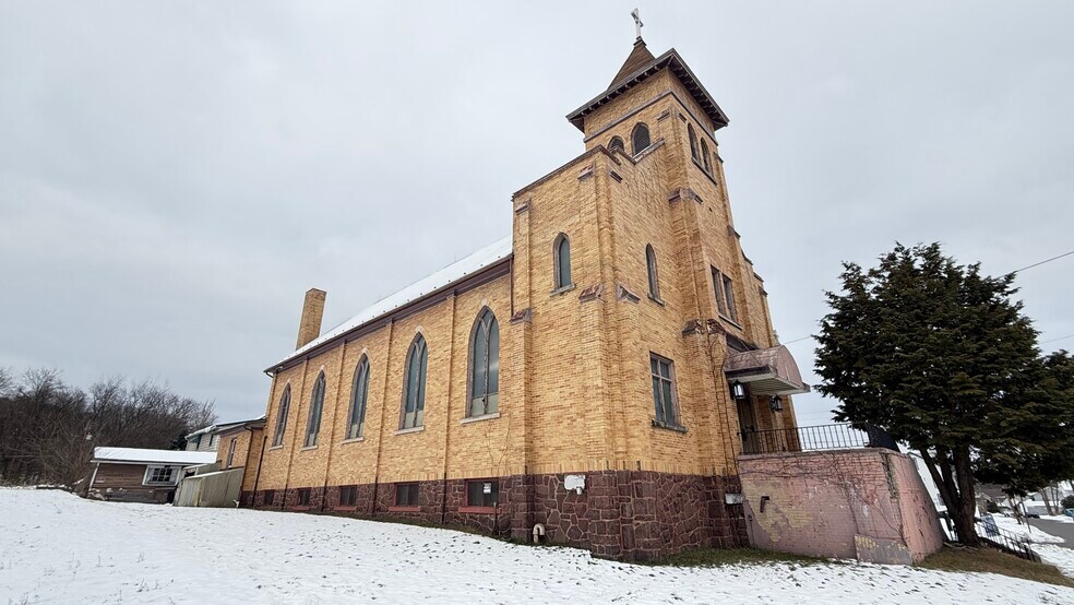 More Photos Of 300 Vandermark Rd, Nanticoke Religious Facility For Sale