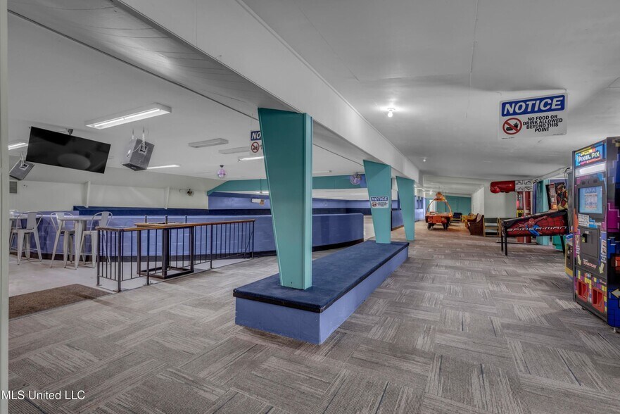 More Photos Of 6238 MS-198, Lucedale Specialty For Sale