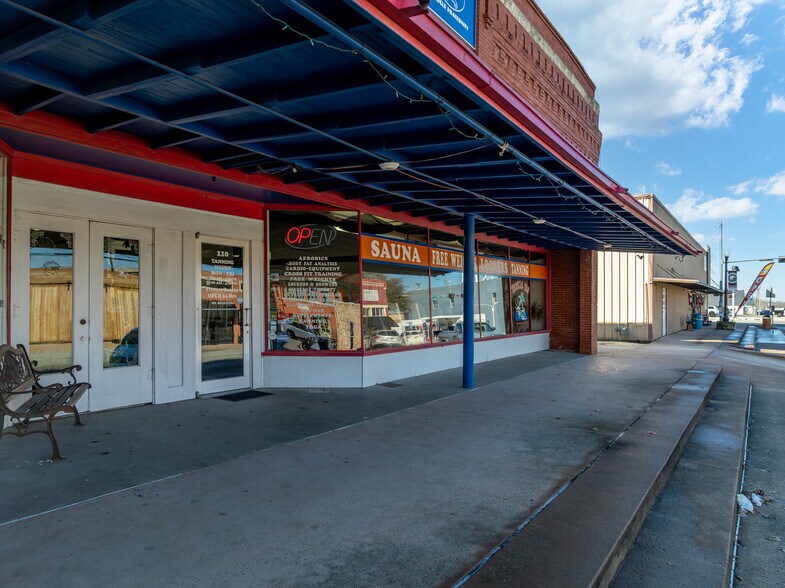 More Photos Of 110 E Franklin St, Hillsboro Health Club For Sale