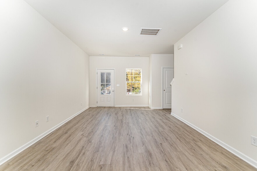 More Photos Of 711 Fairview St, High Point Multifamily For Sale