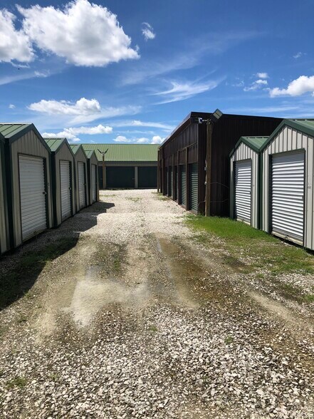 More Photos Of 2453 IN-48 Rd, Shelburn Warehouse For Sale