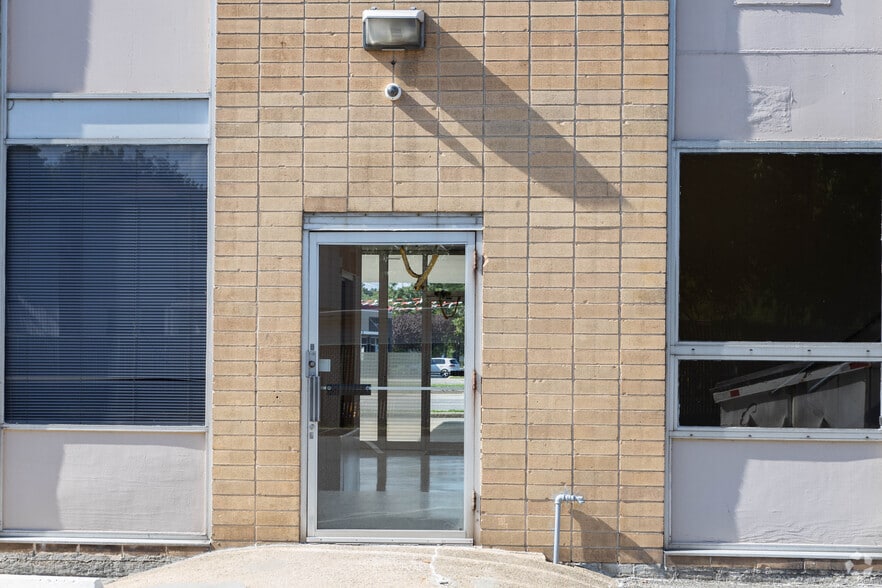 More Photos Of 55 Jericho Tpke, Jericho Office For Lease