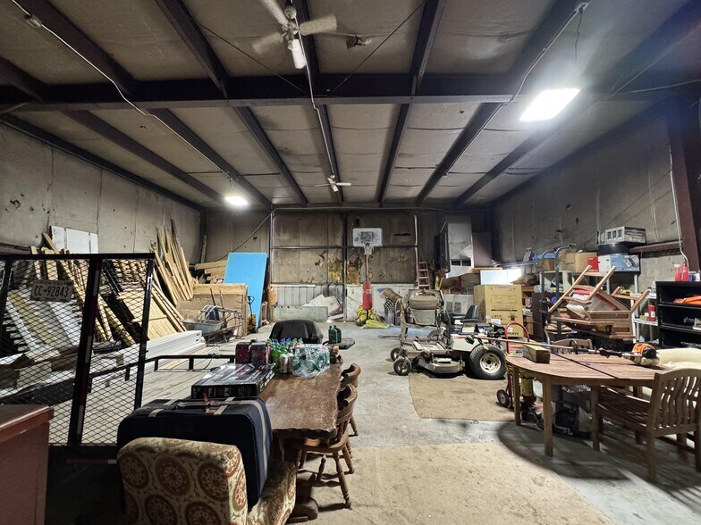 More Photos Of 2200 State Route 14, Geneva Warehouse For Lease