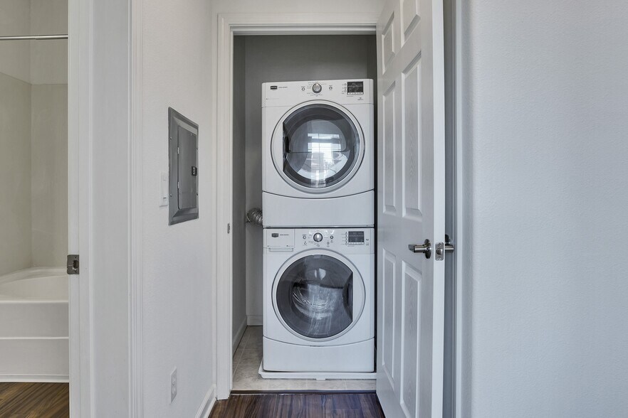 More Photos Of 2388 Madden Ave, San Jose Apartments For Sale