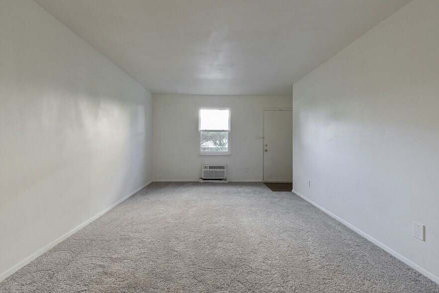 More Photos Of 3900 Forest Hill Ave, Richmond Apartments For Sale