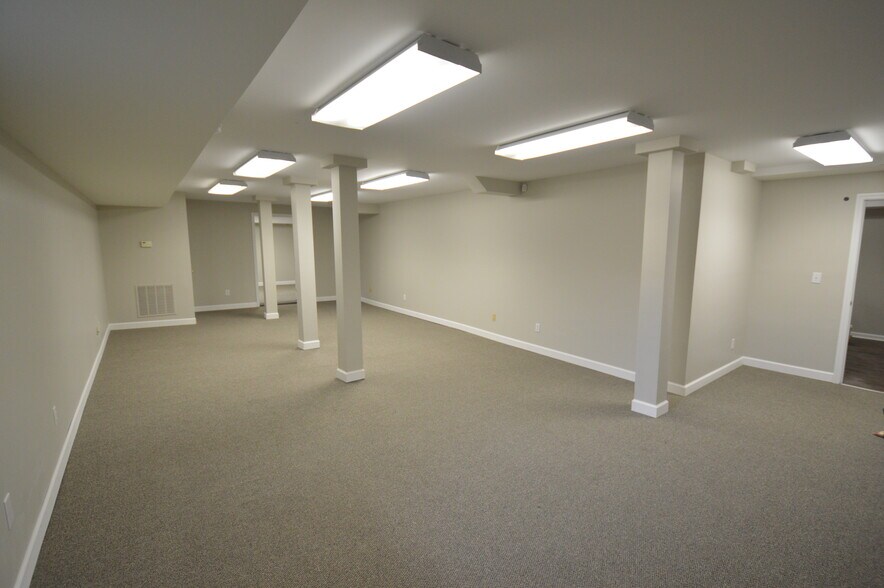More Photos Of 138 S Cherry St, Winston-Salem Office For Lease