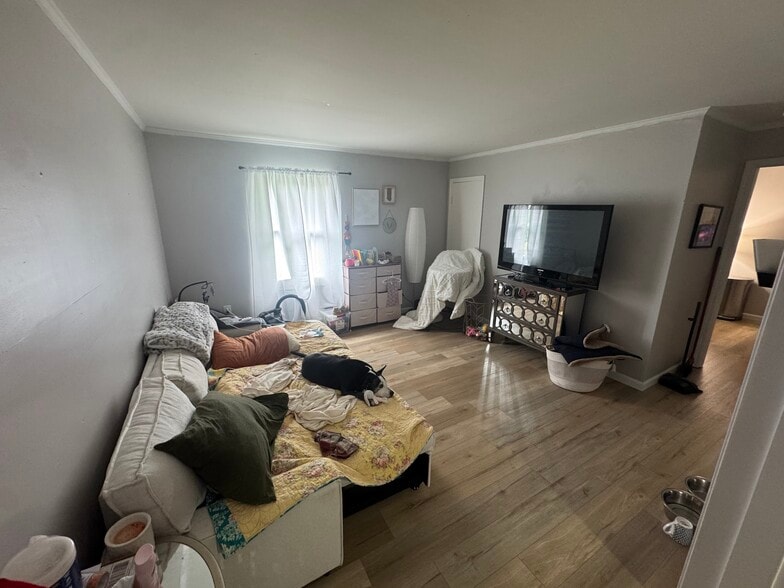 More Photos Of , Gallatin Multifamily For Sale