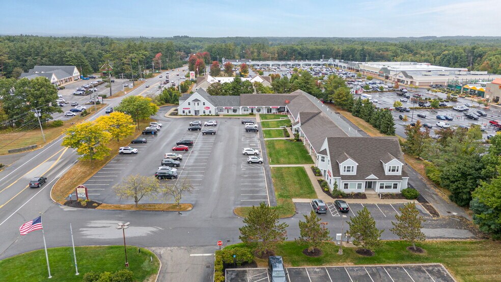 More Photos Of 29 Lafayette Rd, North Hampton Storefront Retail Office For Lease
