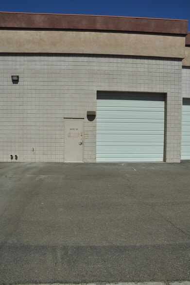 More Photos Of 1324 N Farrell Ct, Gilbert Warehouse For Sale