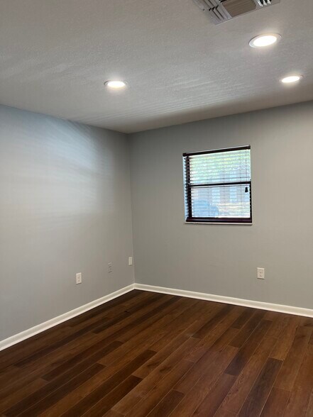 More Photos Of 1501 S Pinellas Ave, Tarpon Springs Office For Lease