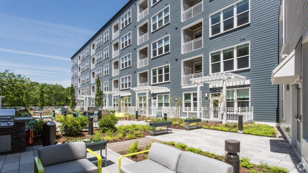 More Photos Of 3611-3615 Washington St, Jamaica Plain Apartments For Lease