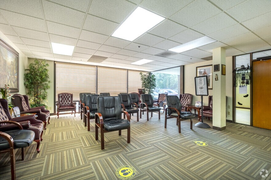 More Photos Of 4000 Physicians Blvd, Bakersfield Medical For Sale