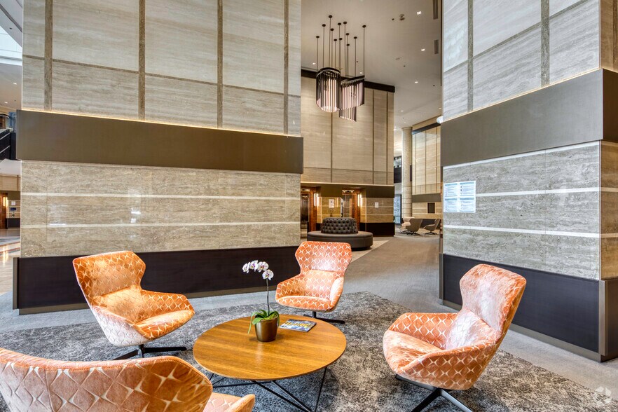 More Photos Of 200 Central Ave, Saint Petersburg Office For Lease