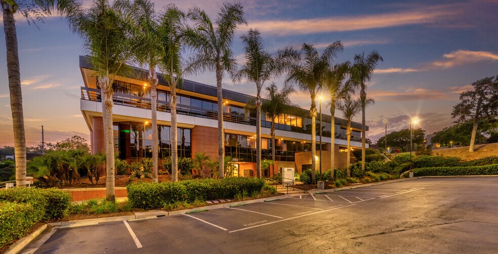 More Photos Of 380 Stevens Ave, Solana Beach Office For Lease