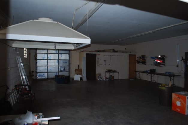 More Photos Of 2510 Mitchell St, Knoxville Light Manufacturing For Lease