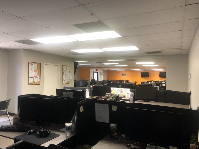 More Photos Of 13555 Automobile Blvd, Clearwater Medical For Lease