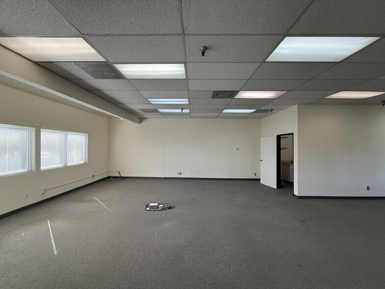 More Photos Of 1111 Triton Dr, Foster City Office For Lease
